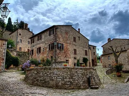 Val D'orcia Nel Borgo Apartamento