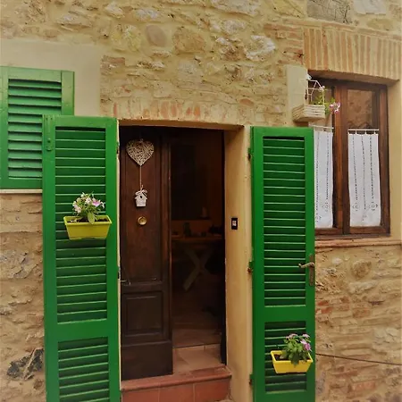Val D'orcia Nel Borgo Apartamento *