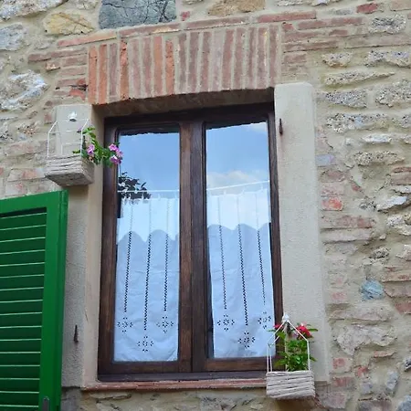 Val D'orcia Nel Borgo Apartamento